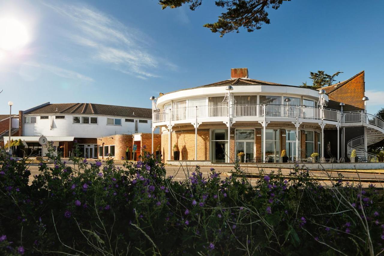 Langstone Quays Resort, Portsmouth Havant Exterior foto
